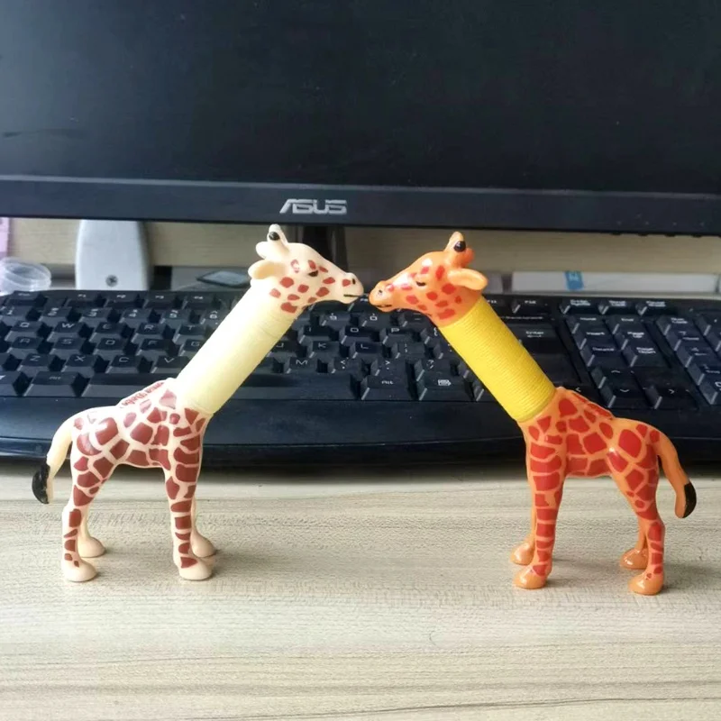 1pcs Anti Stress Funny Changeable Fidget Toy Giraffe LED Telescopic Tube Spring Tube Toy DIY Dog Model Deform Sensory Toys